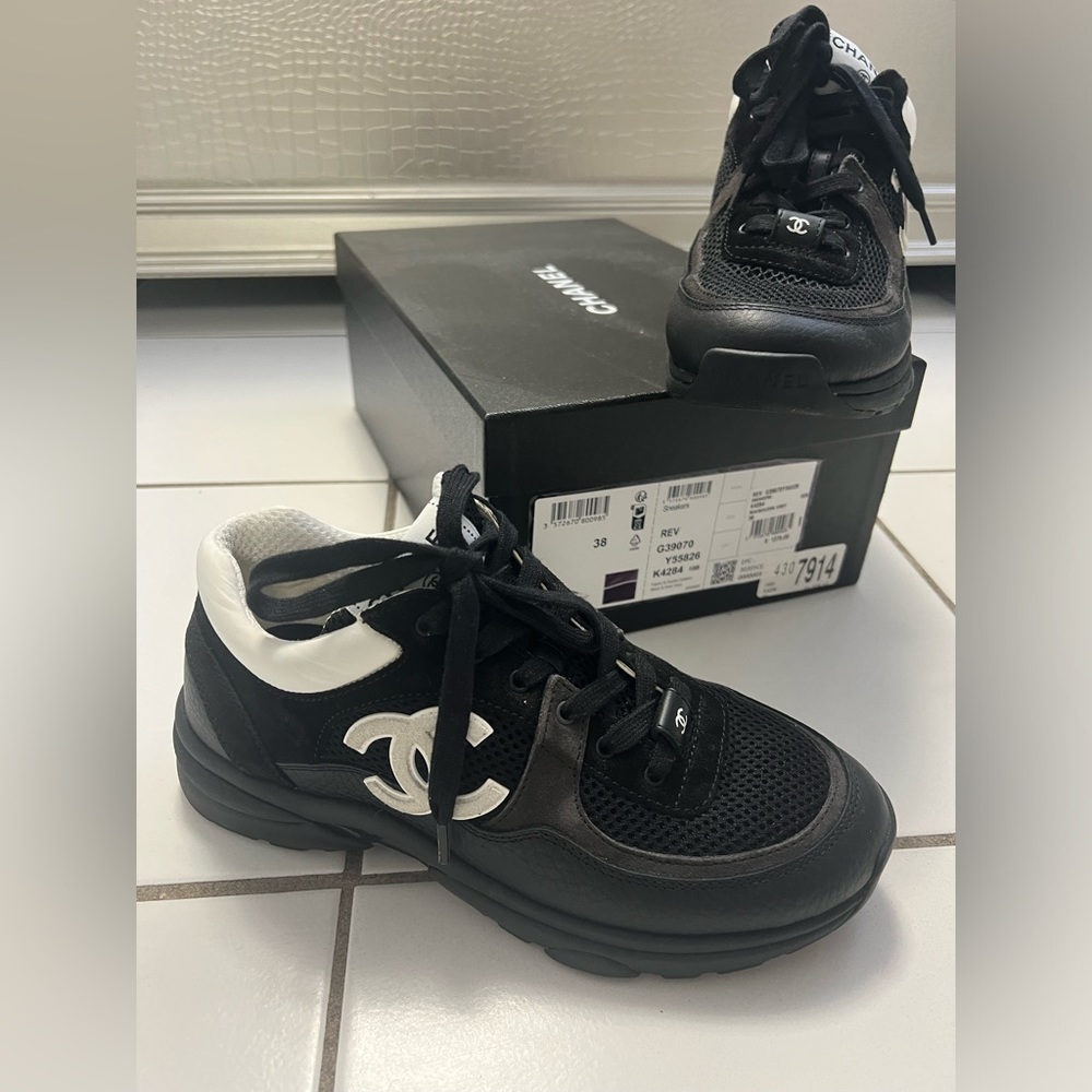 Exclusive CHANEL SNEAKERS they run out quick everywhere. Authentic